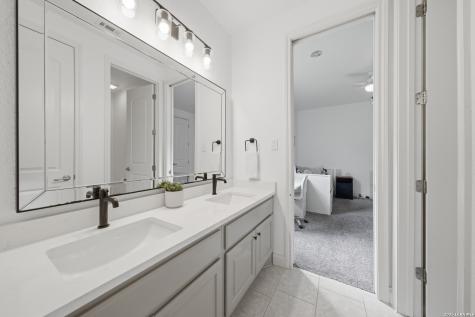 210 Shannon Circle San Antonio TX 78260
