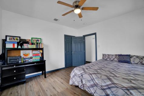 1410 Hicks Avenue San Antonio TX 78210
