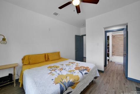 1410 Hicks Avenue San Antonio TX 78210