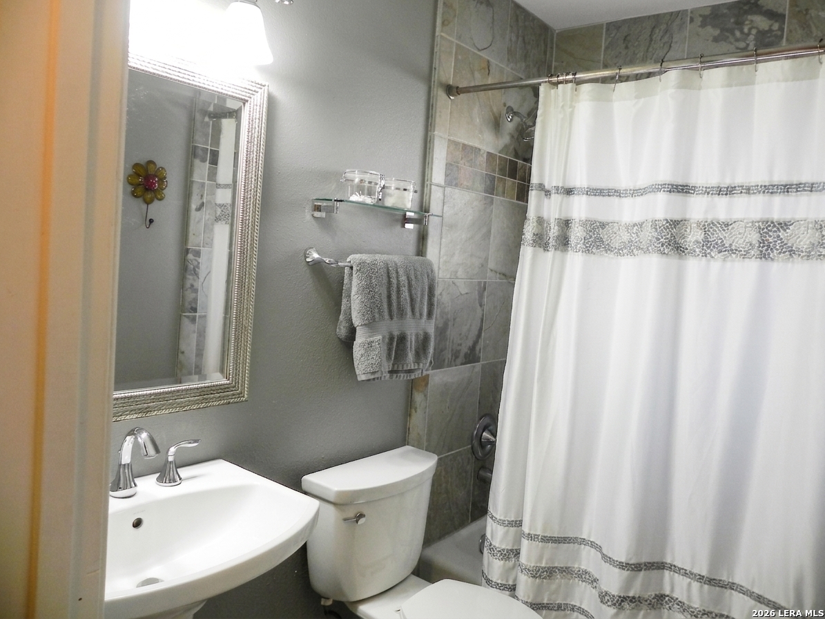 4406 Monaco San Antonio TX 78218