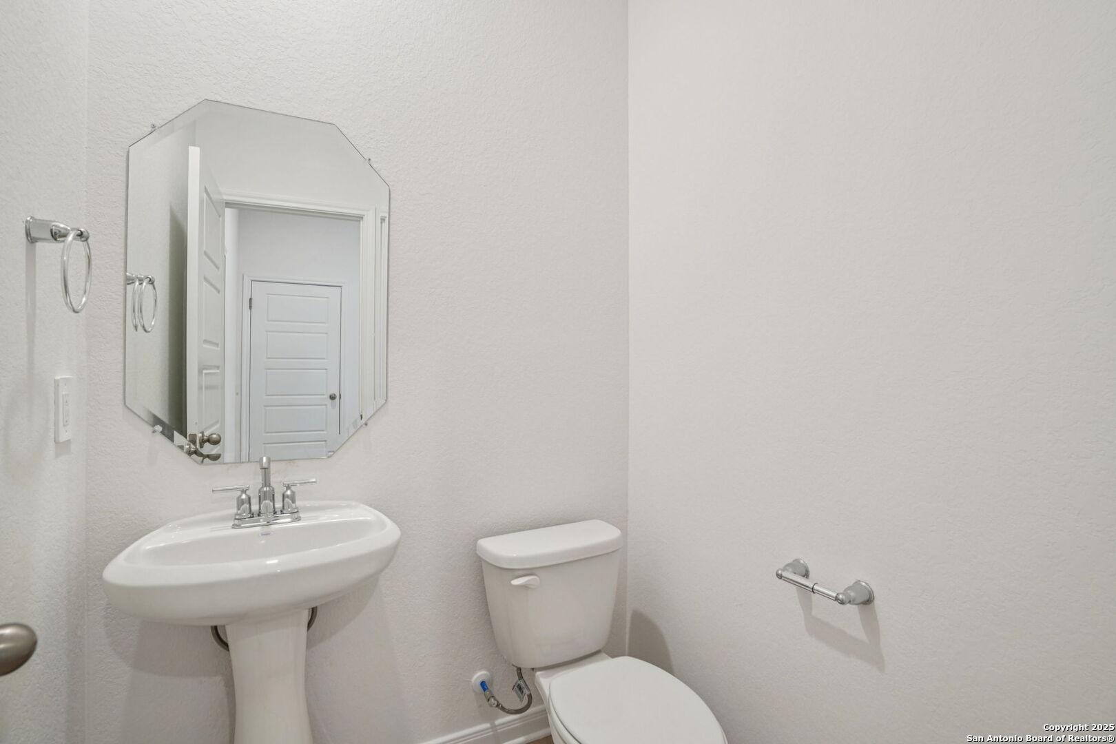 3051 Pike Drive New Braunfels TX 78132
