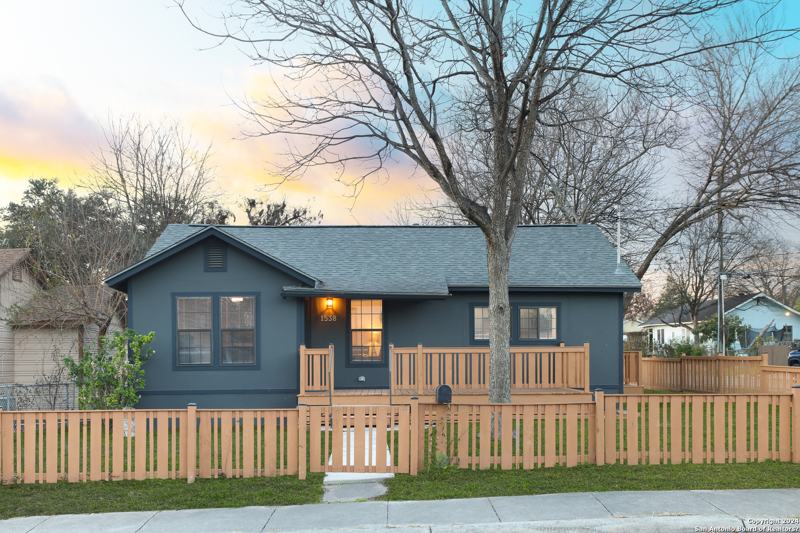1538 Santa Monica Street San Antonio TX 78201