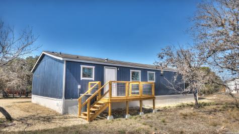 405 B N Frio Camp Wood TX 78833