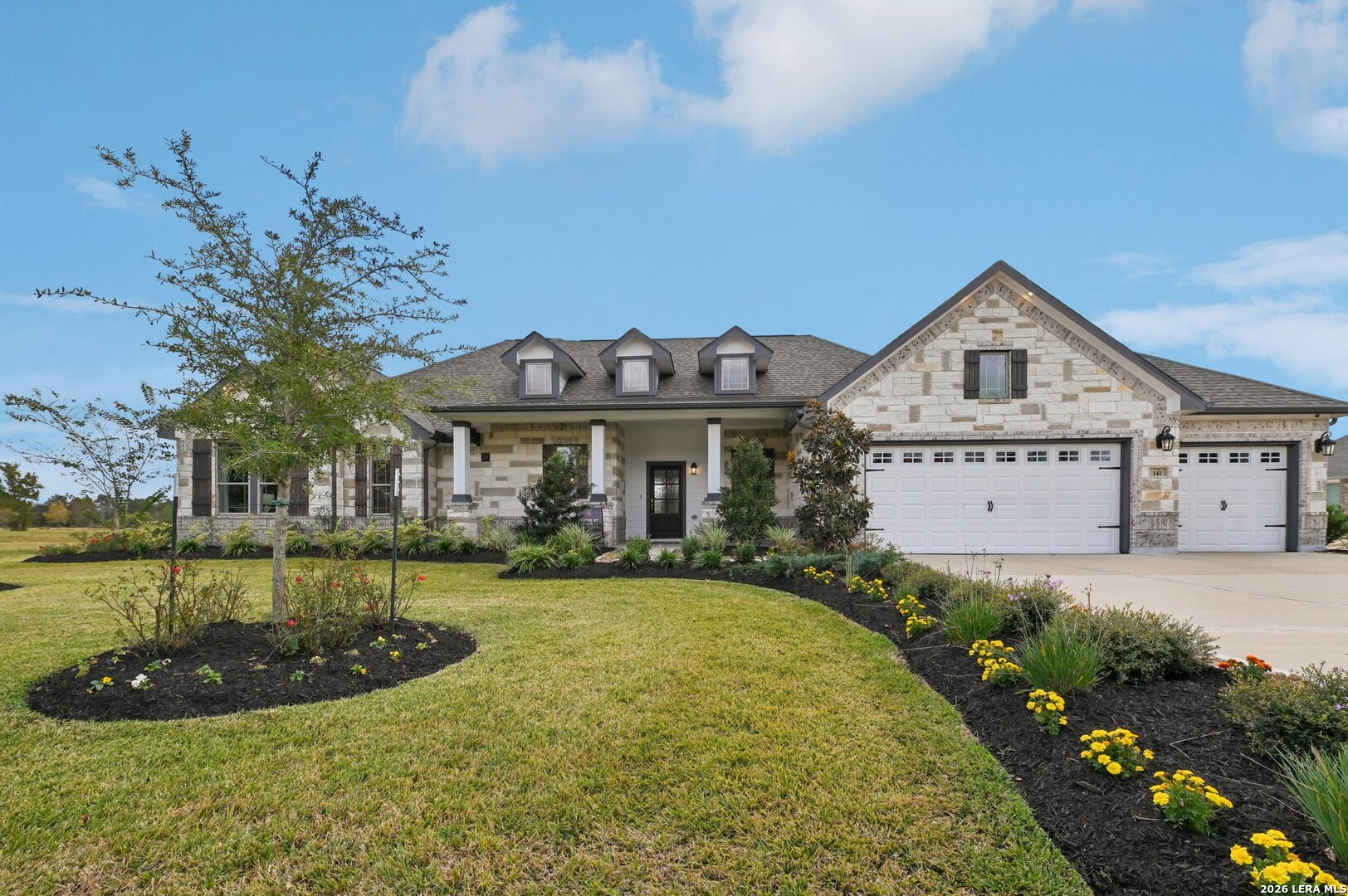 180 Firewheel Loop Floresville TX 78114