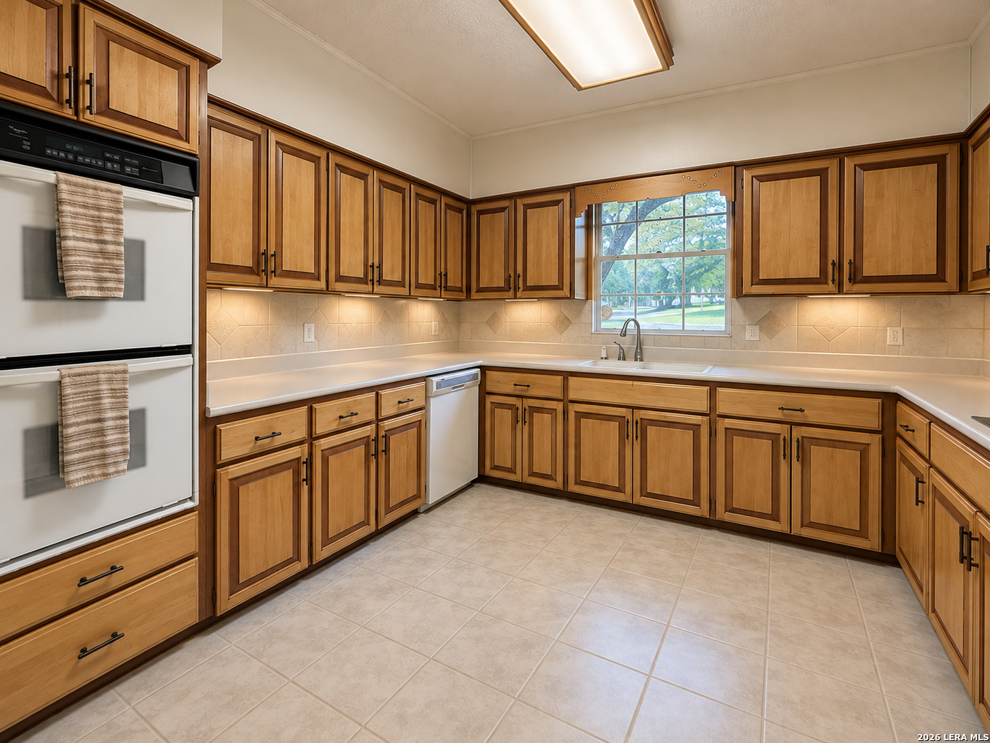 228 Sagecrest Drive Hollywood Park TX 78232