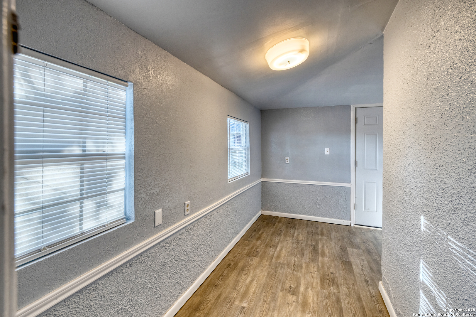 703 E Nueces Crystal City TX 78839