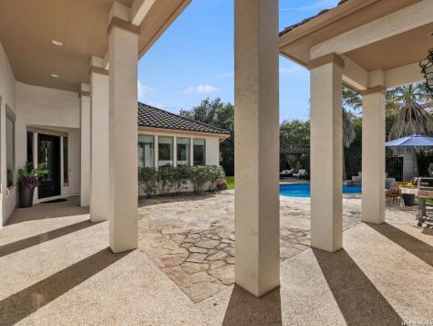 95 Three Lakes Drive San Antonio TX 78248