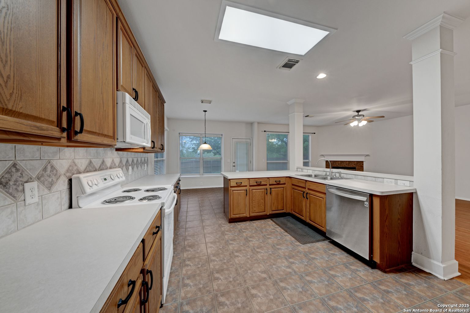 20811 Encino Pebble San Antonio TX 78259