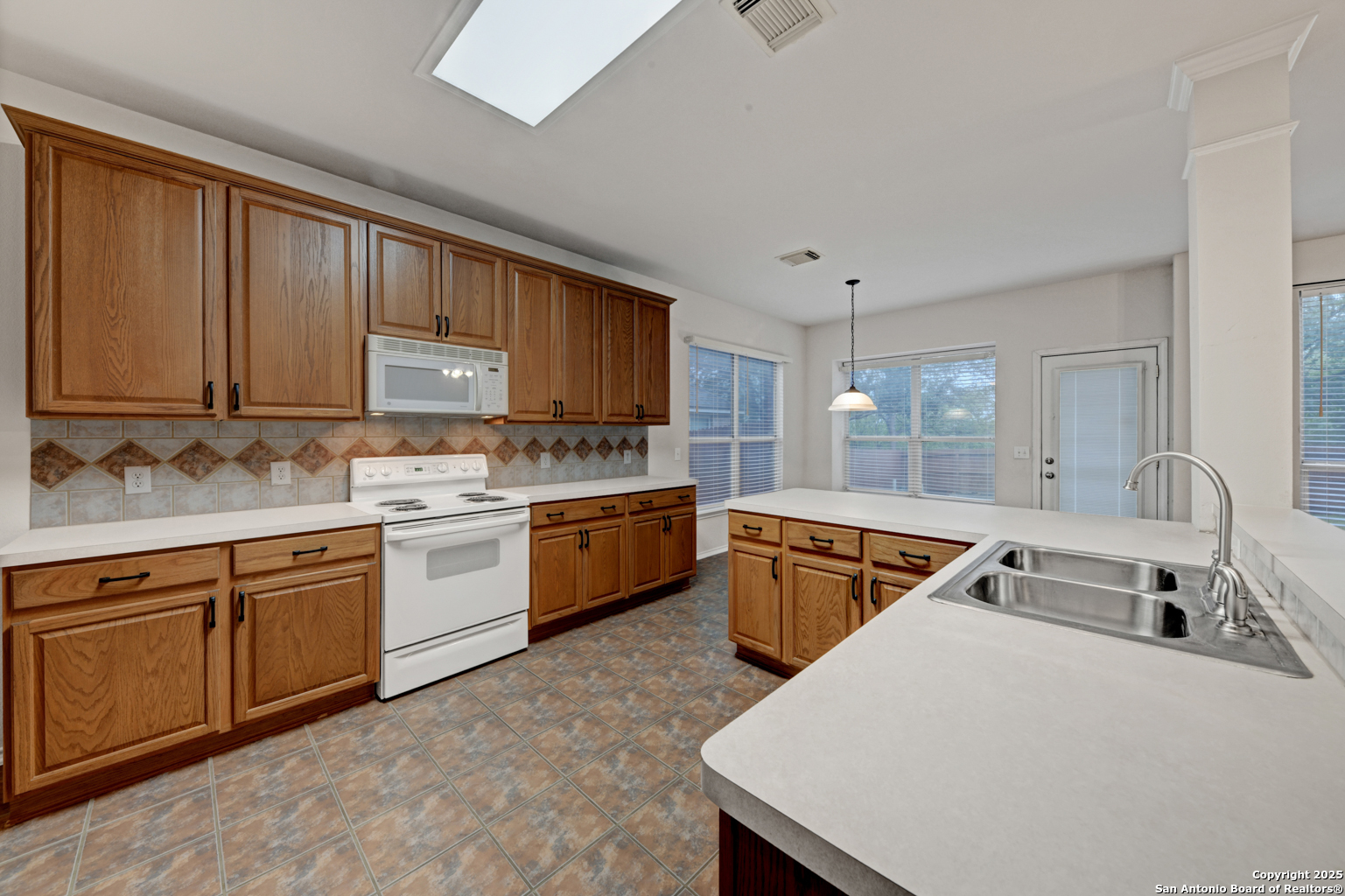 20811 Encino Pebble San Antonio TX 78259
