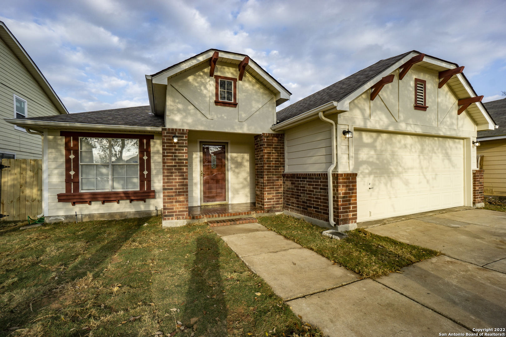 1514 Sunbend Falls San Antonio TX 78224