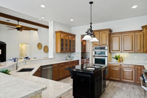 107 Riverwalk Boerne TX 78006