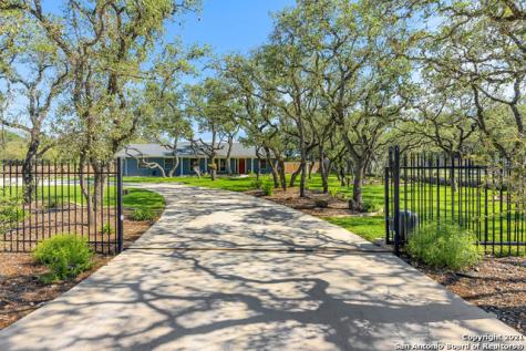 139 Wagon Trail Road Shavano Park TX 78231