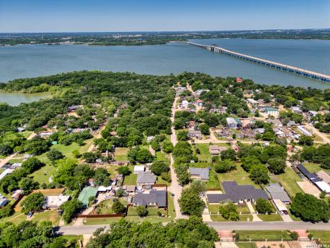 407 Sheriff Avenue Little Elm TX 75068