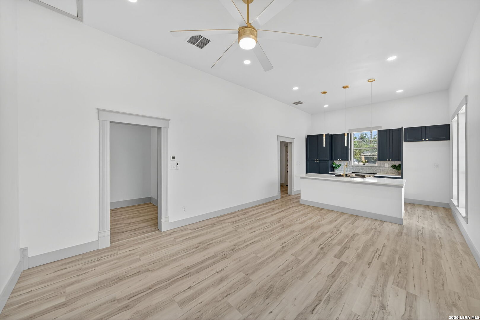 904 17th Street Hondo TX 78861