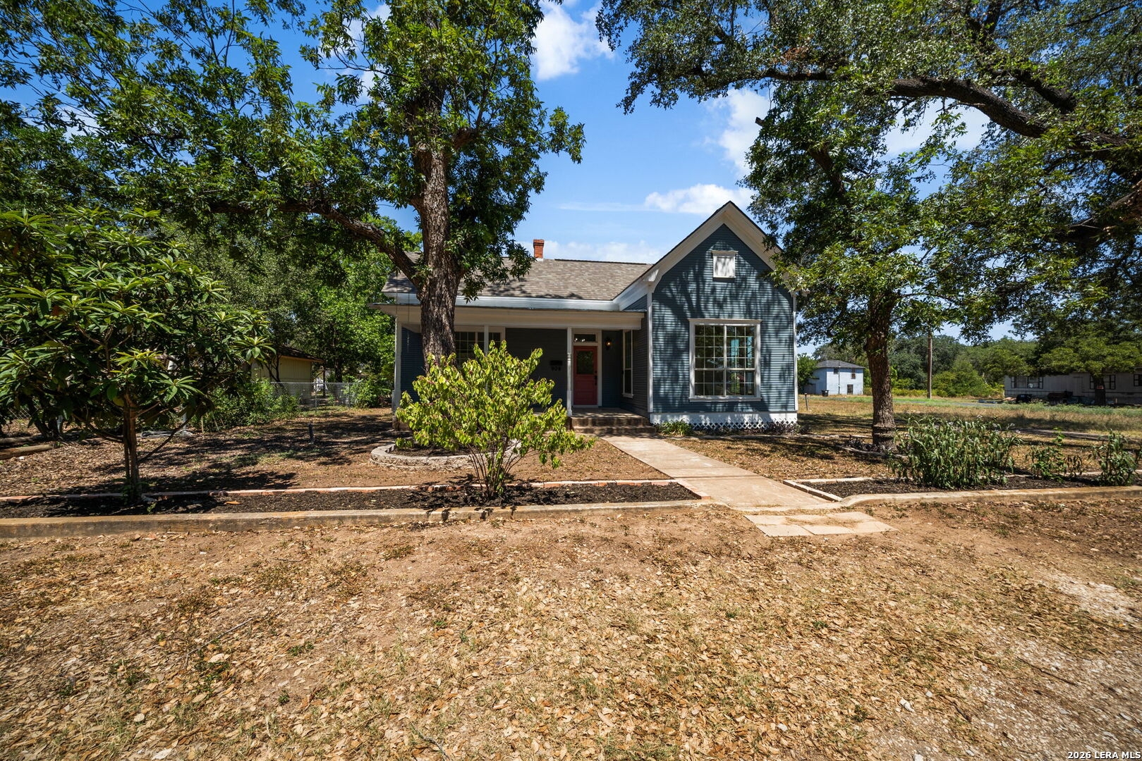 904 17th Street Hondo TX 78861