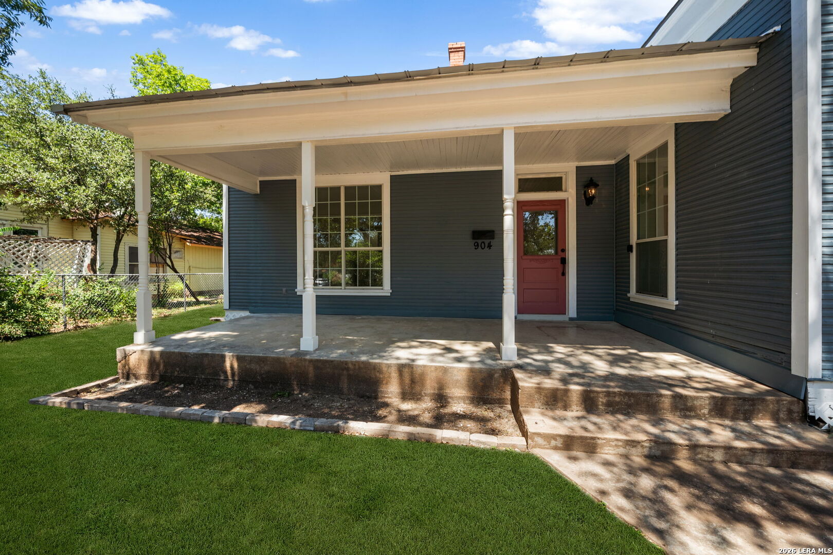 904 17th Street Hondo TX 78861