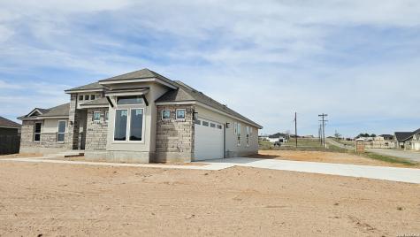 105 Oakmont Lane La Vernia TX 78121