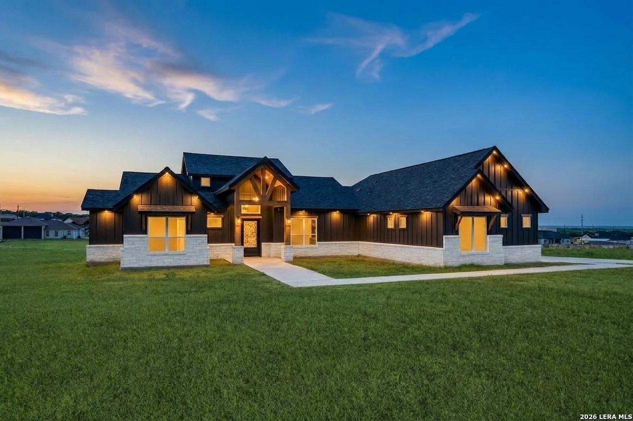 157 Estates Drive La Vernia TX 78121