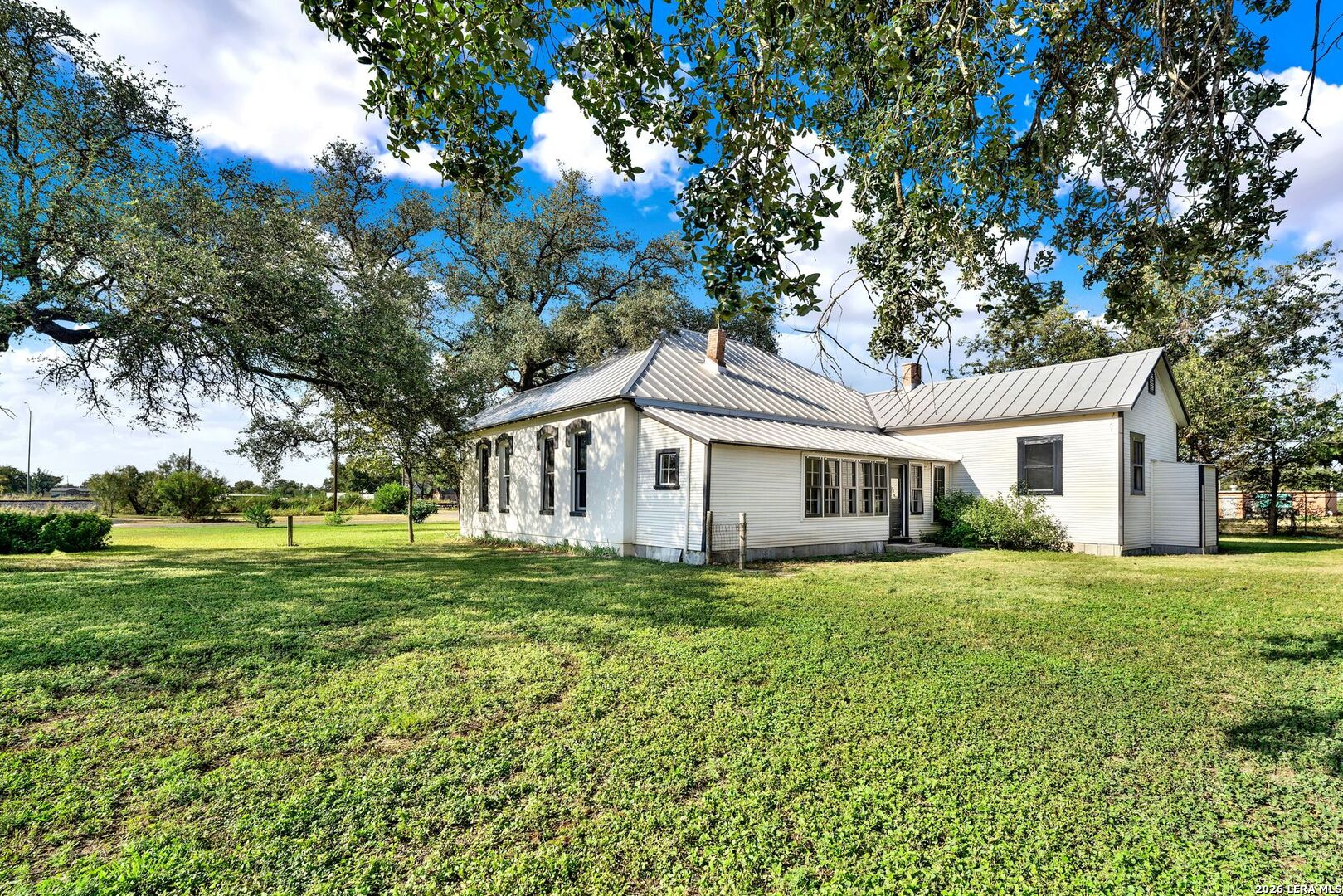 7150 Cr 429 Dhanis TX 78850