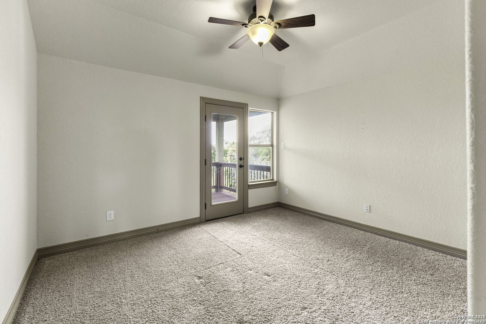 1007 Boulder Canyon San Antonio TX 78260
