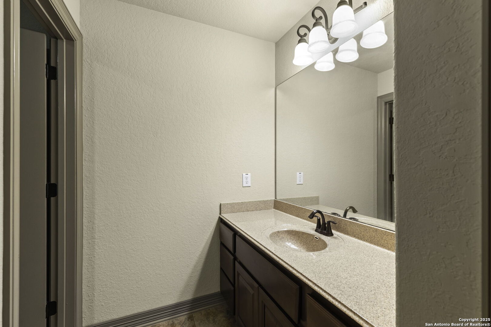 1007 Boulder Canyon San Antonio TX 78260