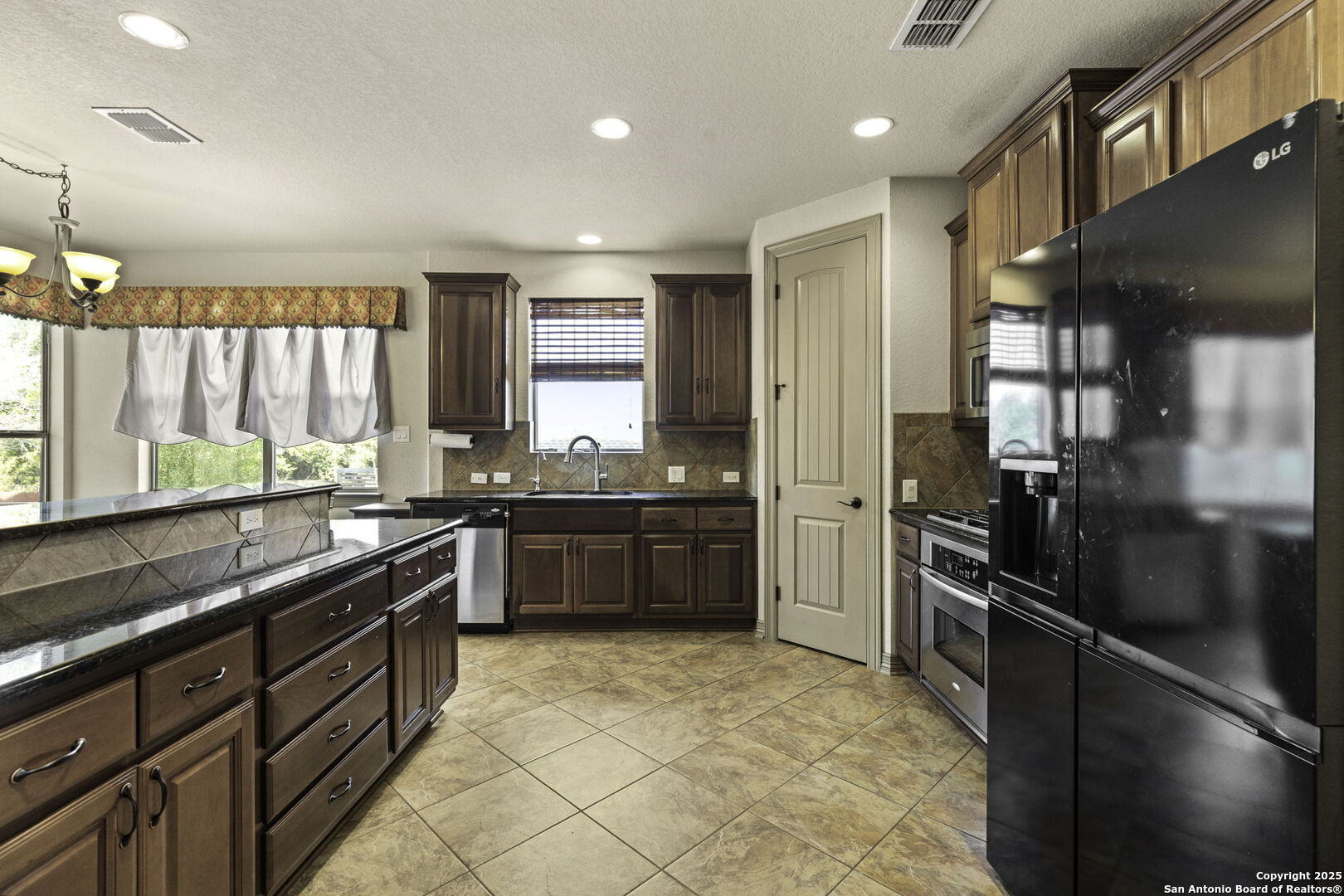1007 Boulder Canyon San Antonio TX 78260