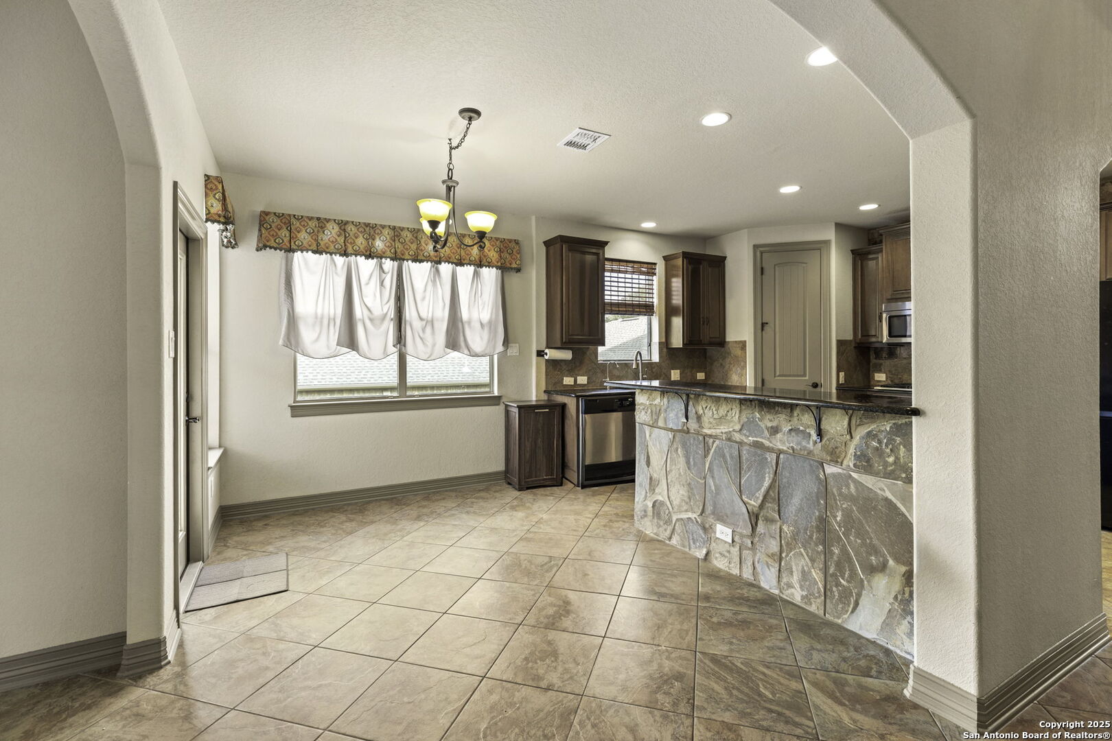 1007 Boulder Canyon San Antonio TX 78260