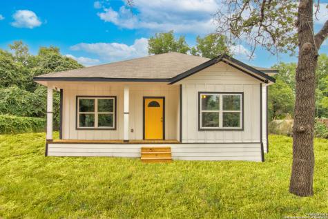 3815 Waterwood Pass Drive Elmendorf TX 78112