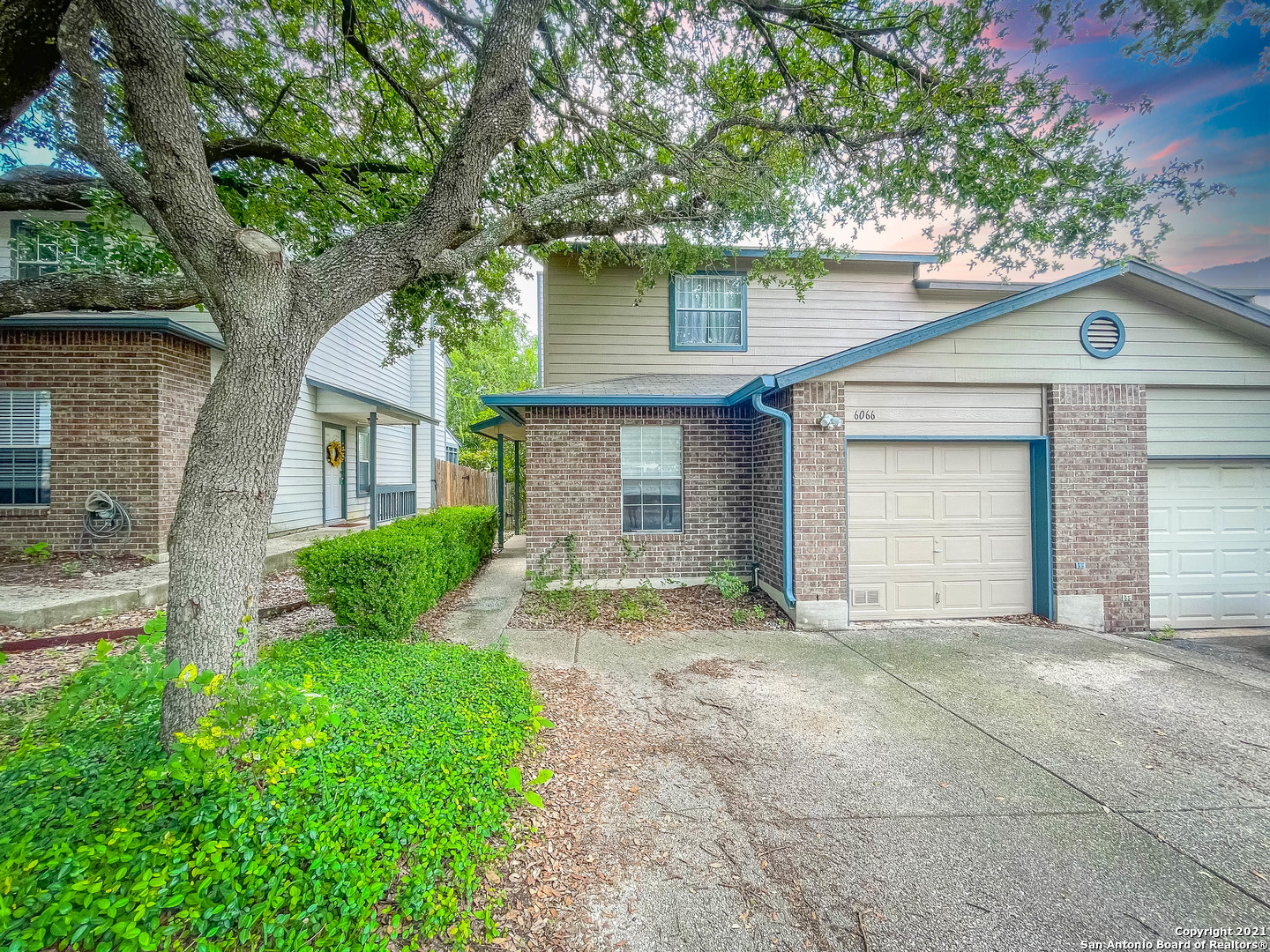 6066 Bantry Bay San Antonio TX 78240