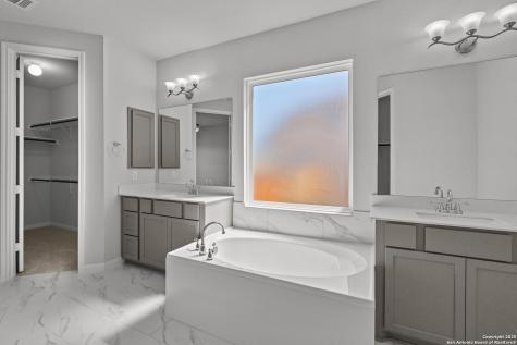 179 Katie Court Castroville TX 78009