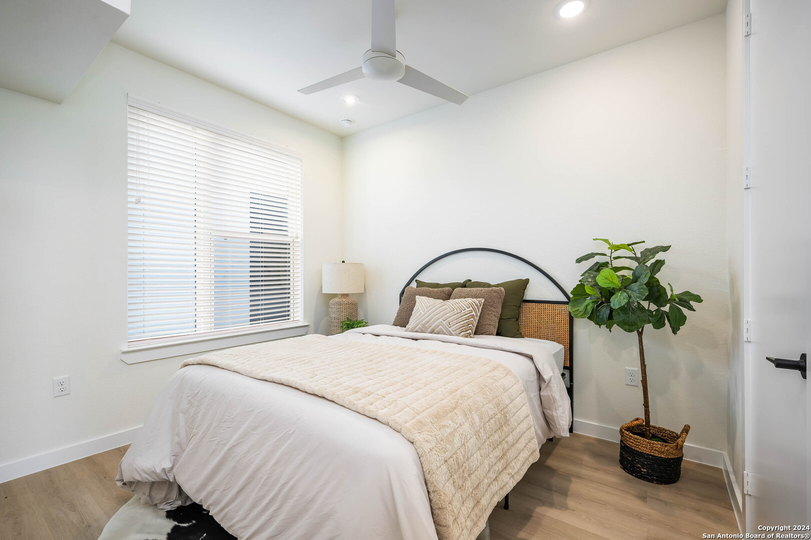 719 E Locust Street San Antonio TX 78212