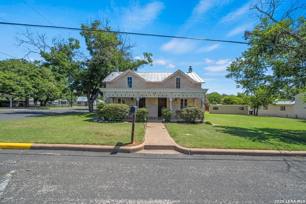 420 W Austin Street Fredericksburg TX 78624