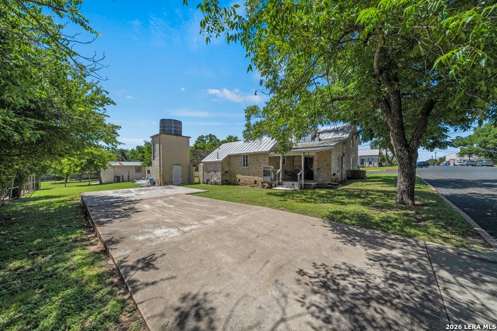 420 W Austin Street Fredericksburg TX 78624