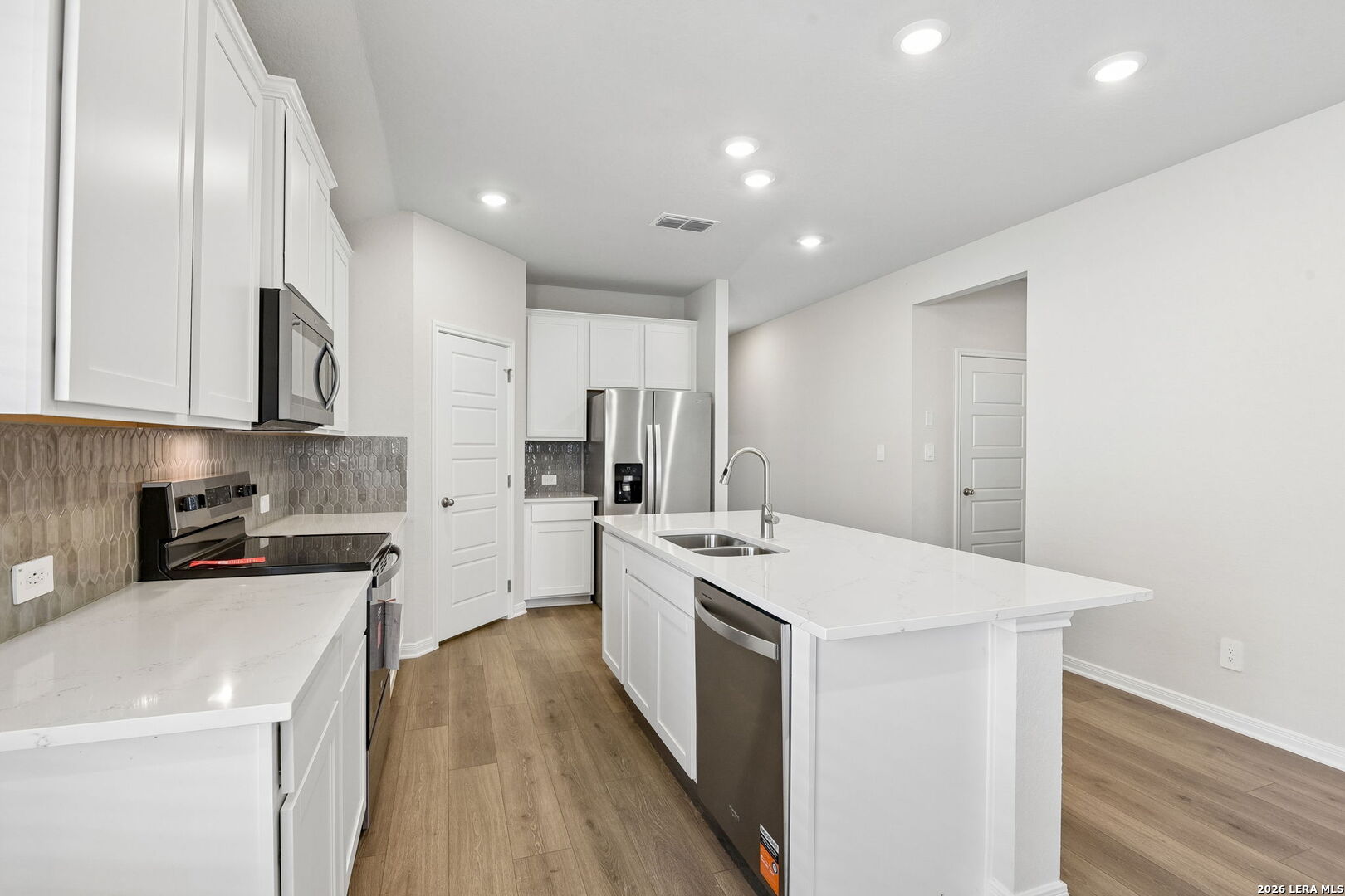 6434 Prince Howard San Antonio TX 78239