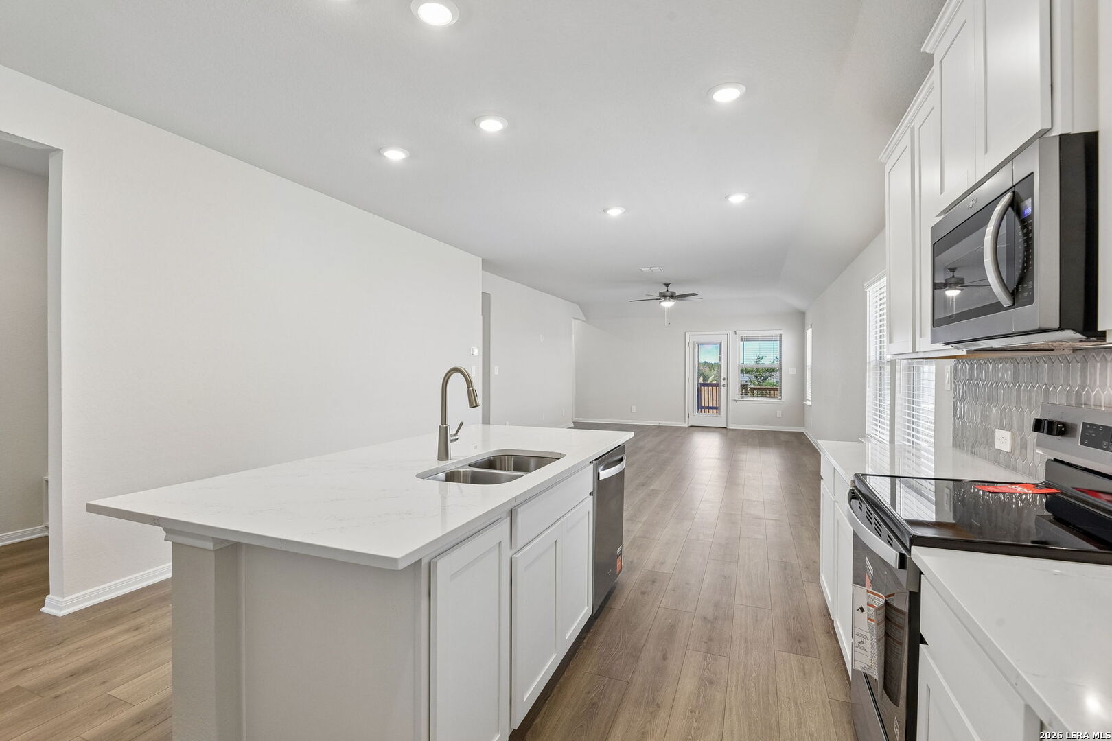 6434 Prince Howard San Antonio TX 78239
