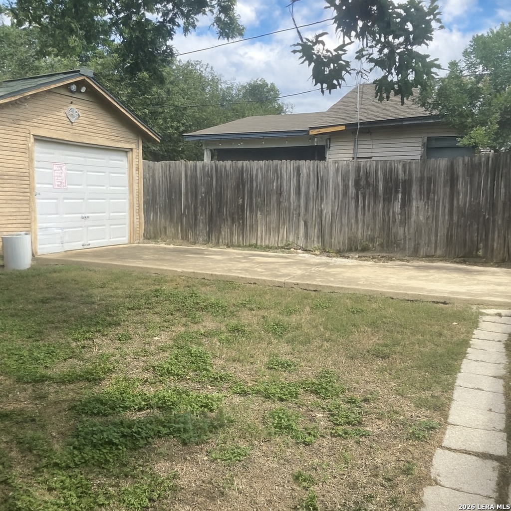 327 Hermitage San Antonio TX 78223