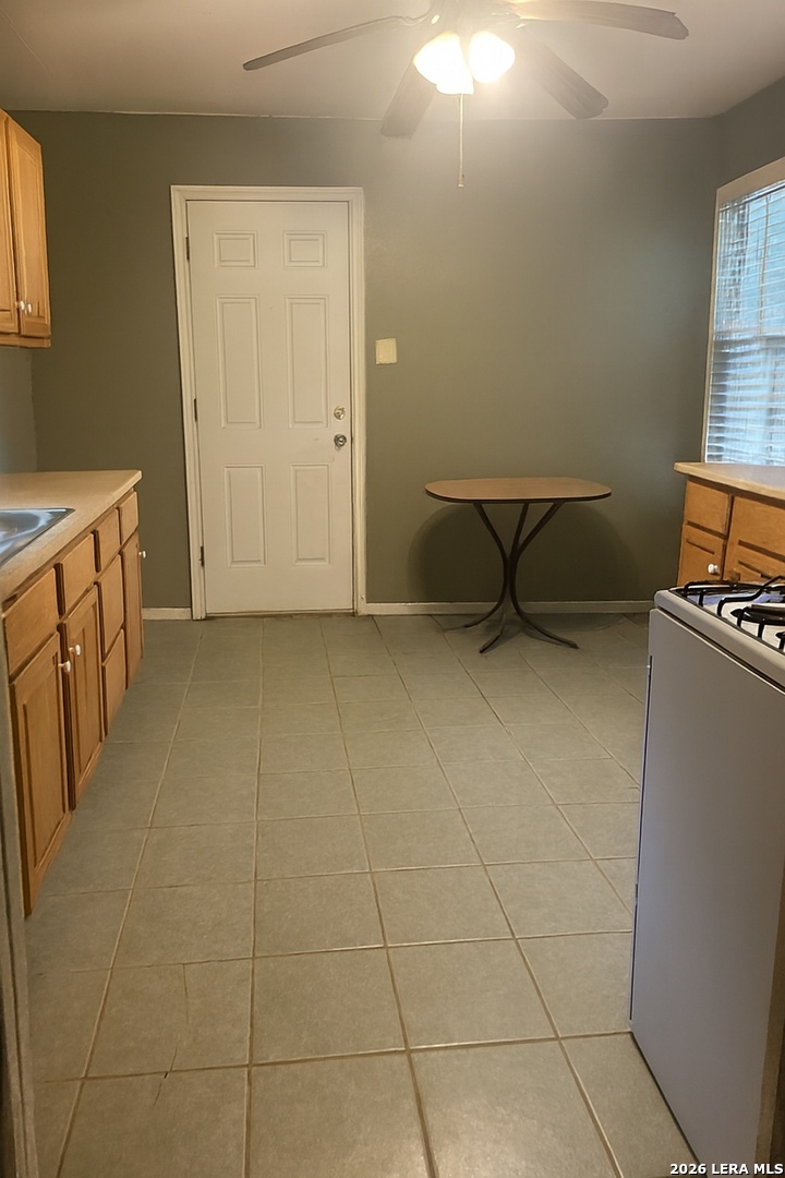 327 Hermitage San Antonio TX 78223
