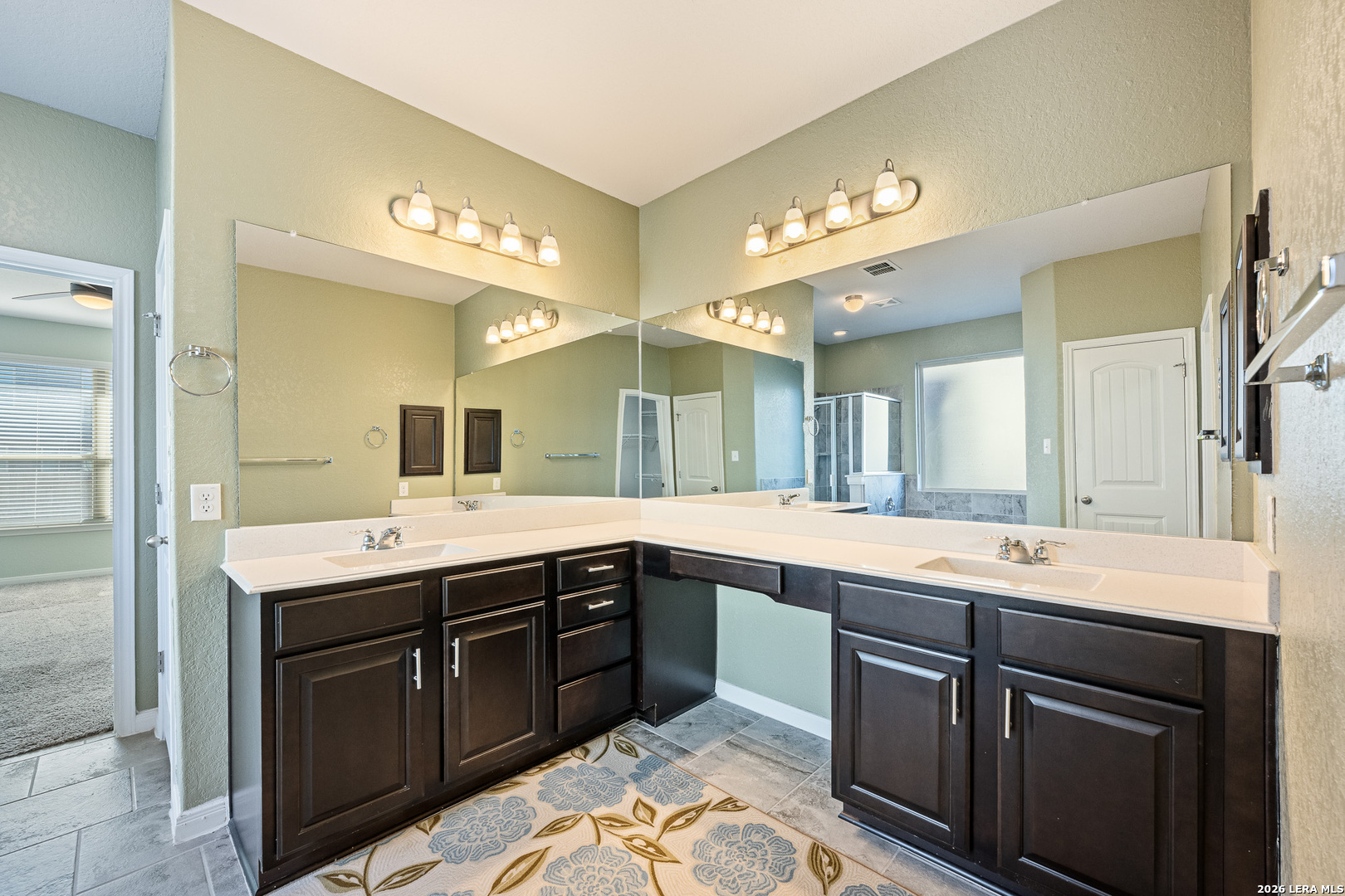 4548 Meadow Green Schertz TX 78108