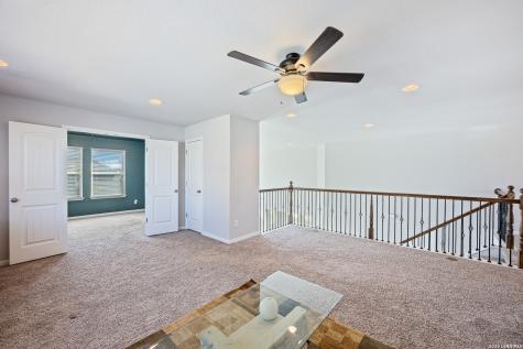 4548 Meadow Green Schertz TX 78108