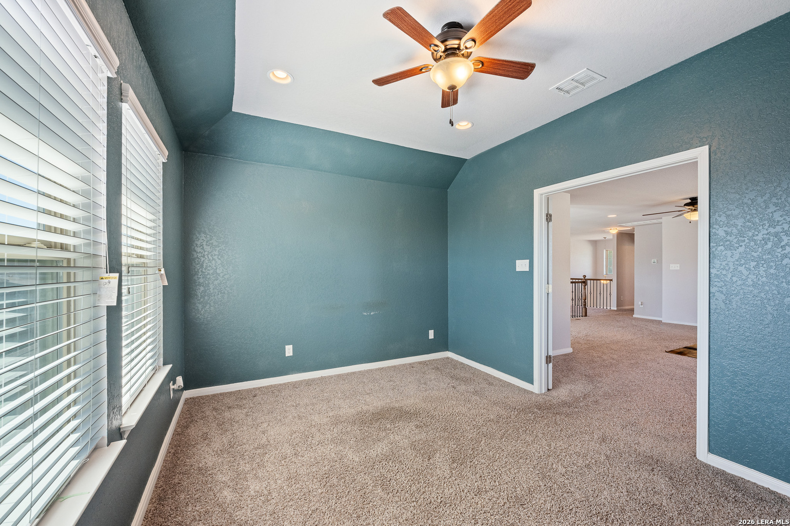 4548 Meadow Green Schertz TX 78108