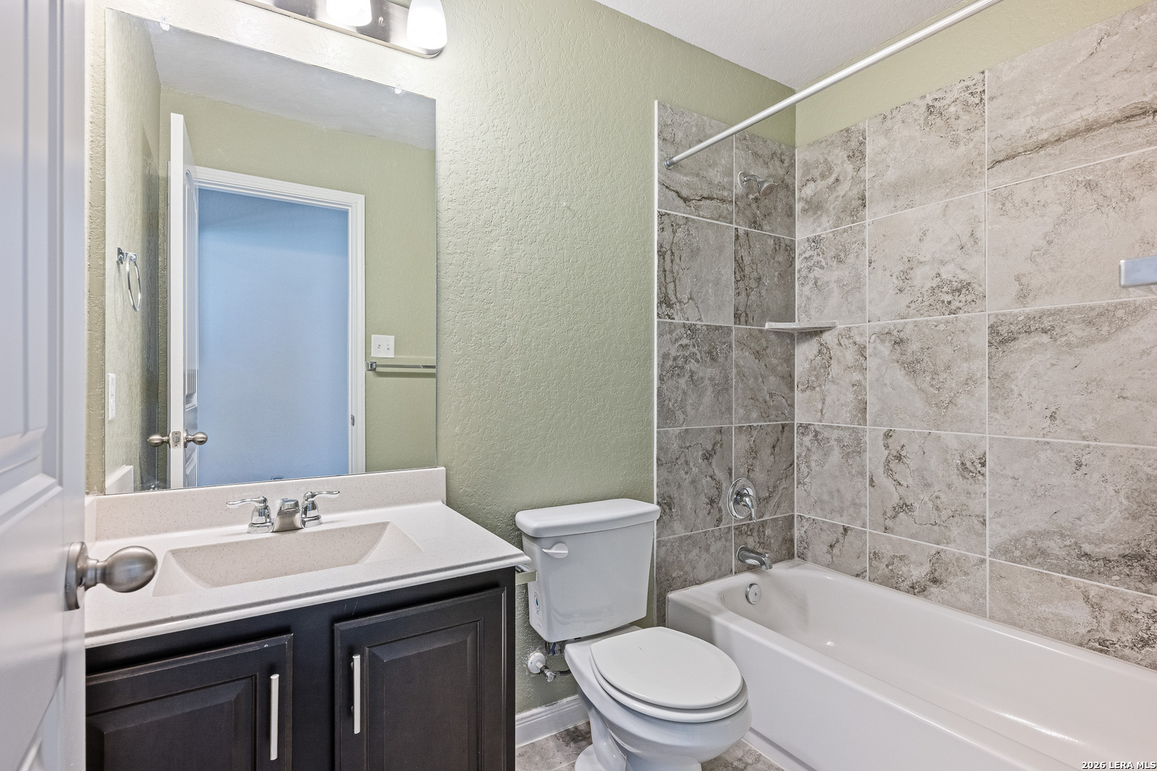 4548 Meadow Green Schertz TX 78108