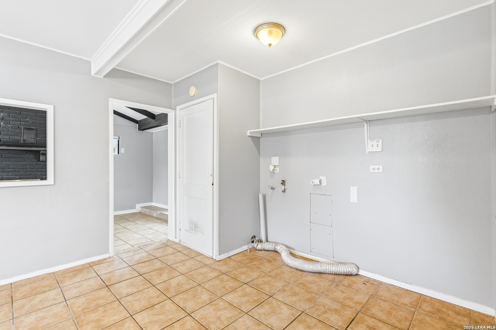 214 Earlyway Drive San Antonio TX 78233