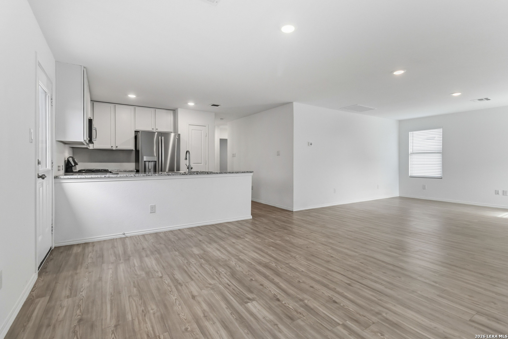 5155 Fowler Crest Converse TX 78109