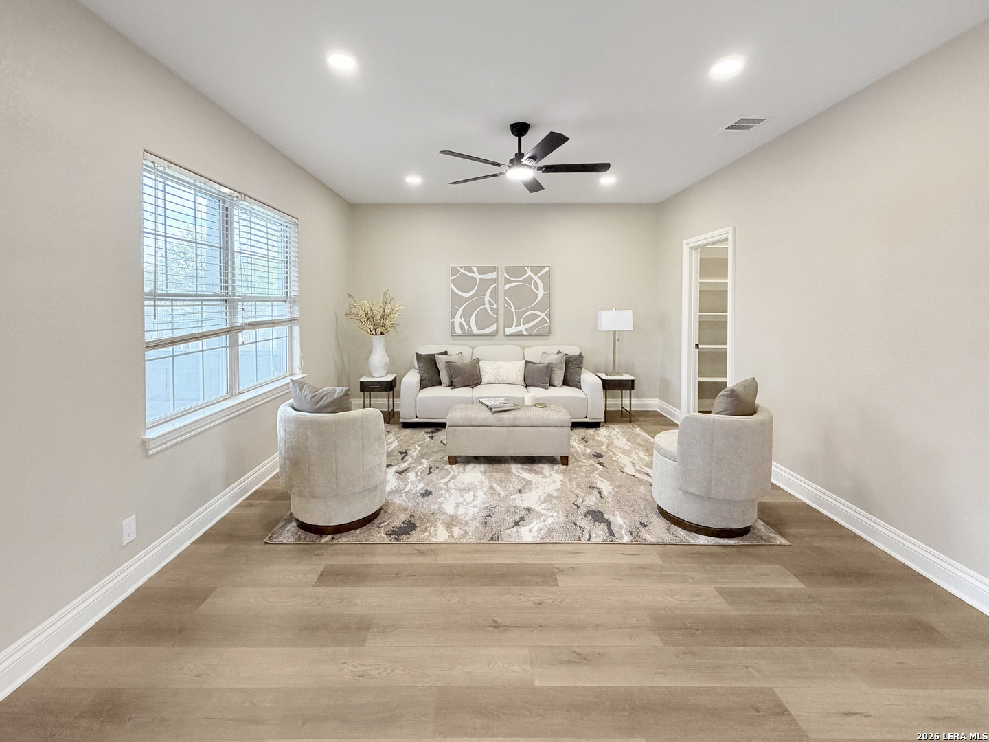 403 E Vista Ridge San Antonio TX 78260