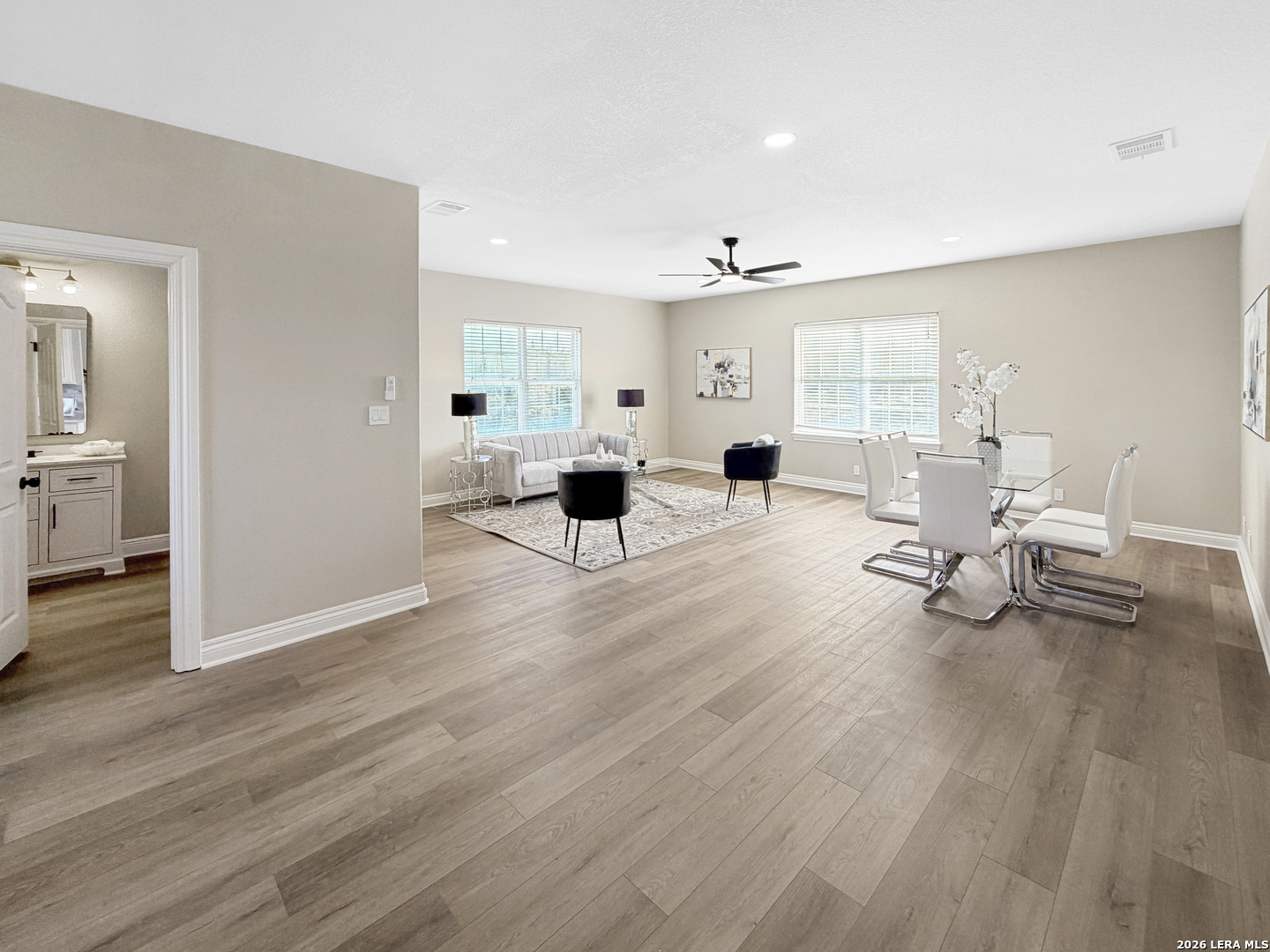 403 E Vista Ridge San Antonio TX 78260