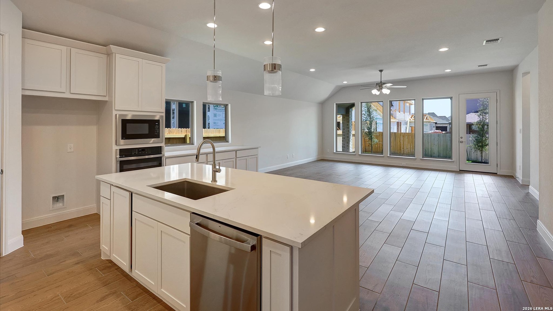 10218 Ryder Bend San Antonio TX 78253