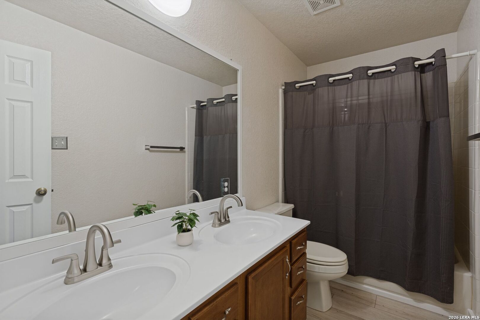 602 Barrow Peak San Antonio TX 78251