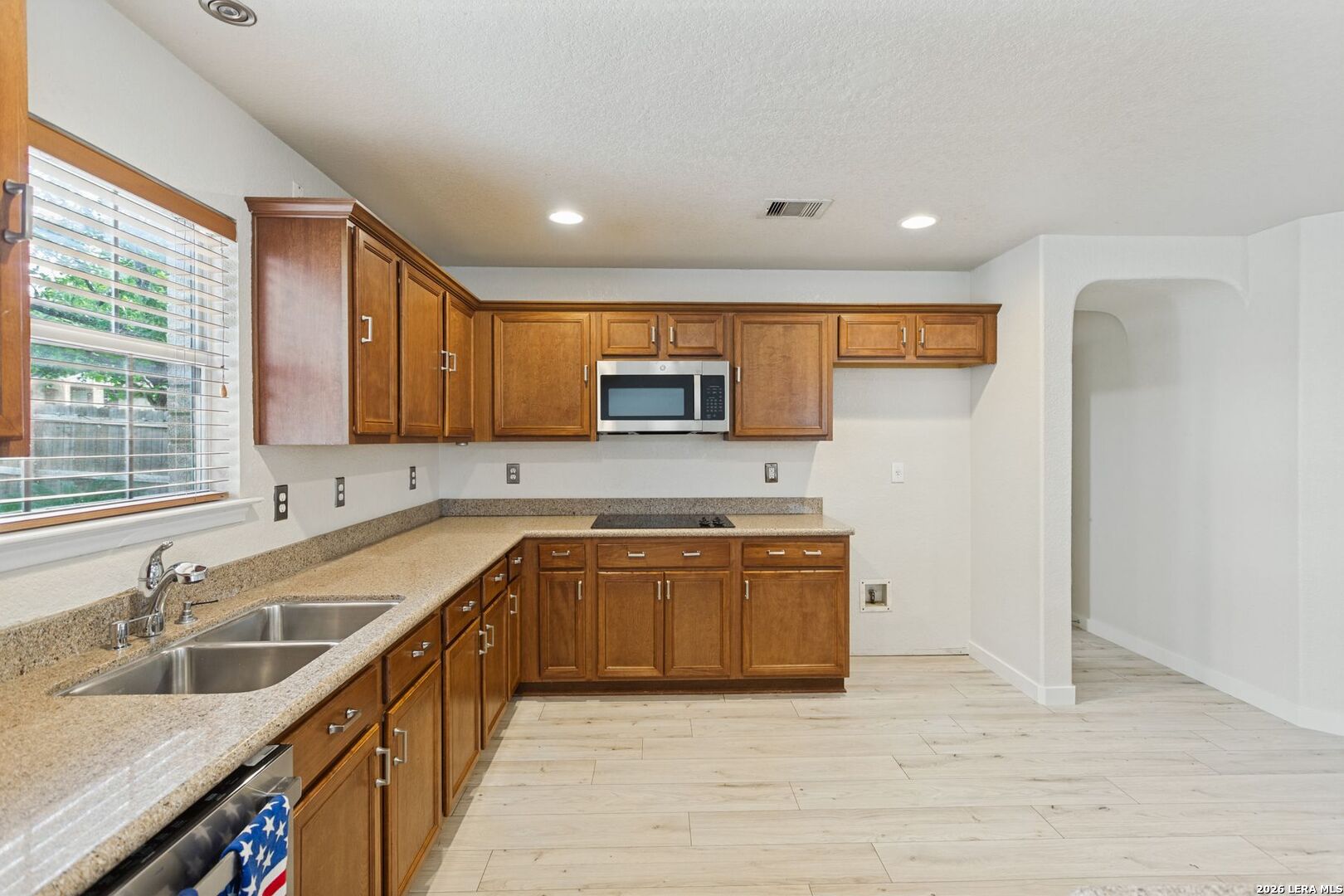 602 Barrow Peak San Antonio TX 78251