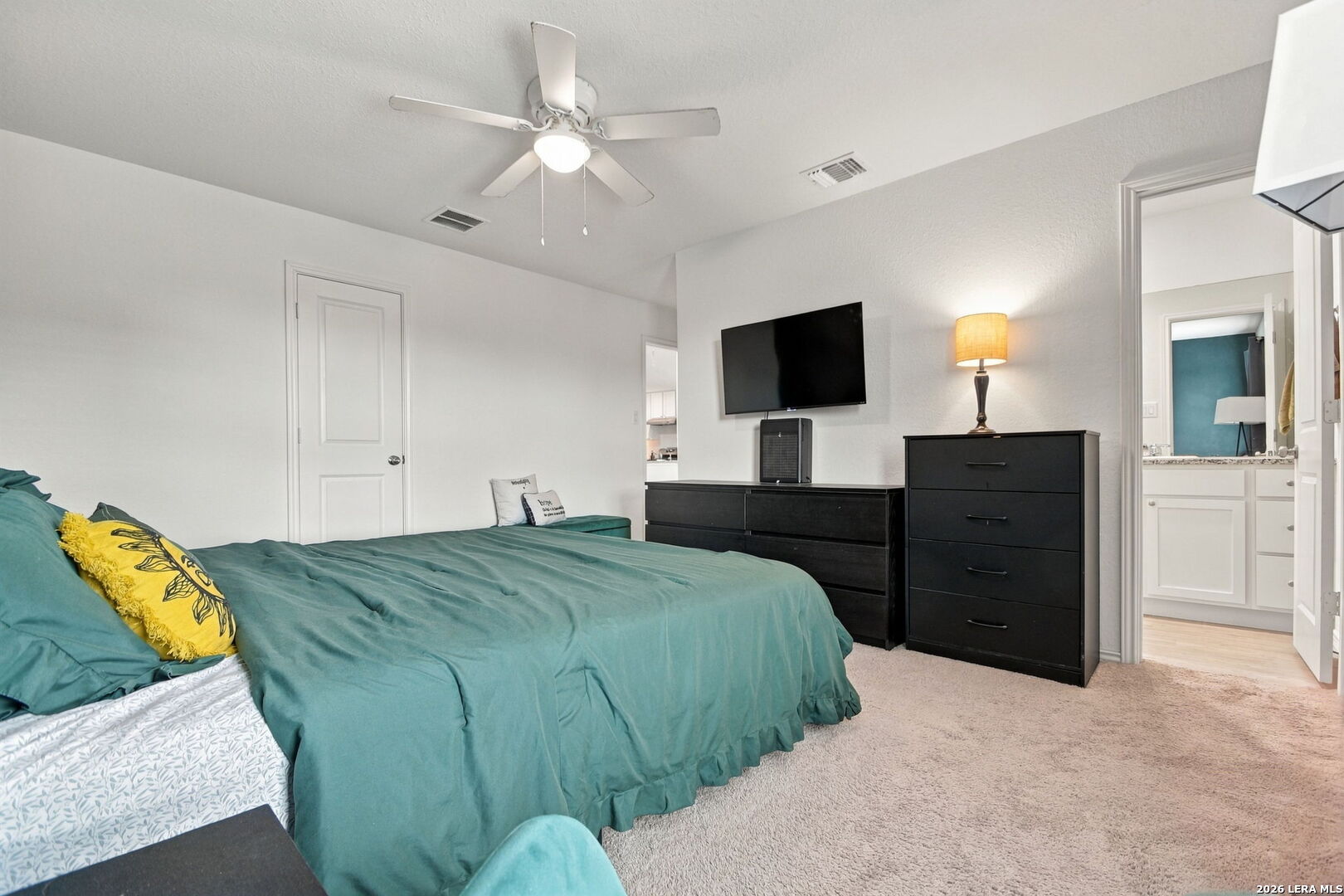6830 Wolf Valley San Antonio TX 78242