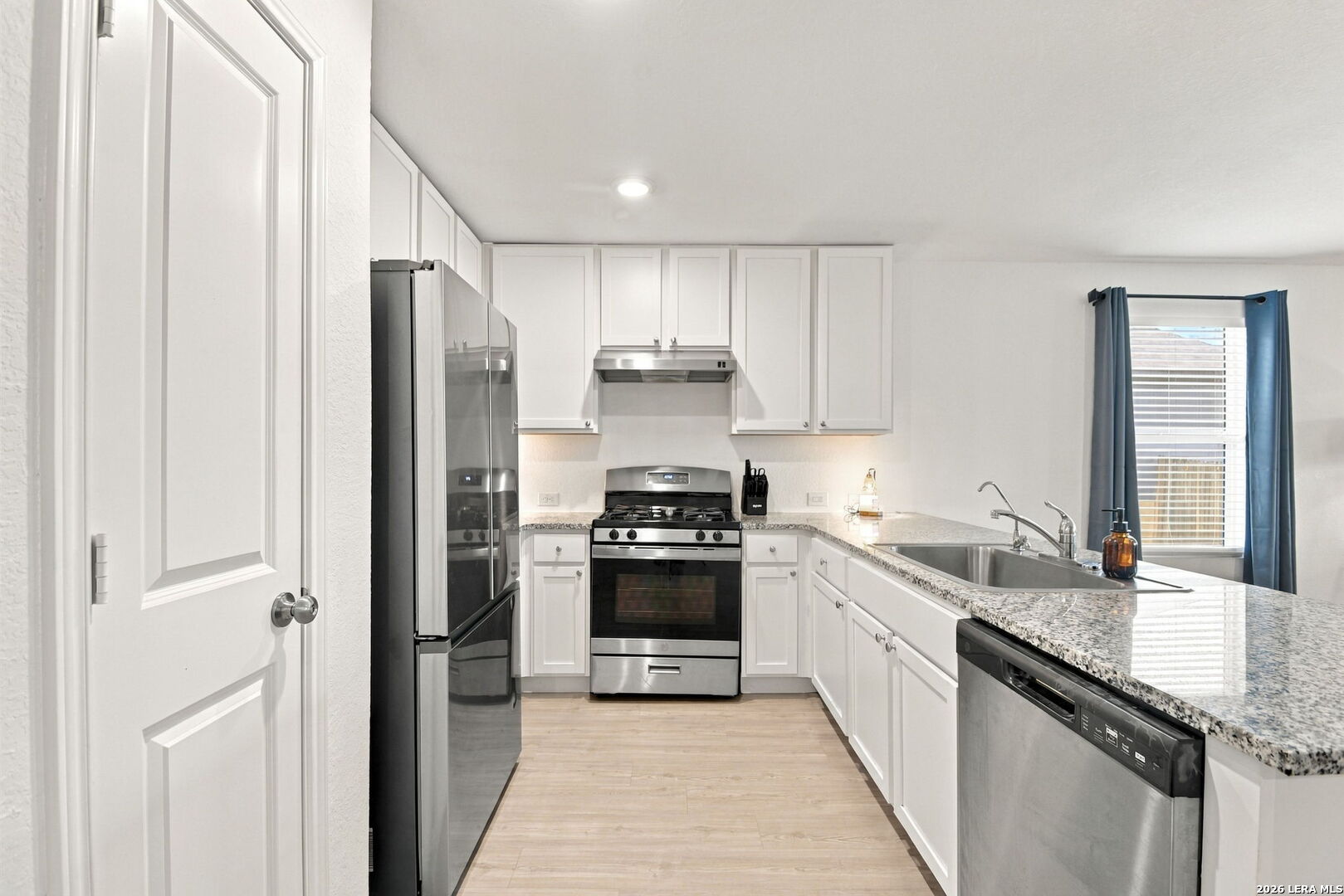 6830 Wolf Valley San Antonio TX 78242
